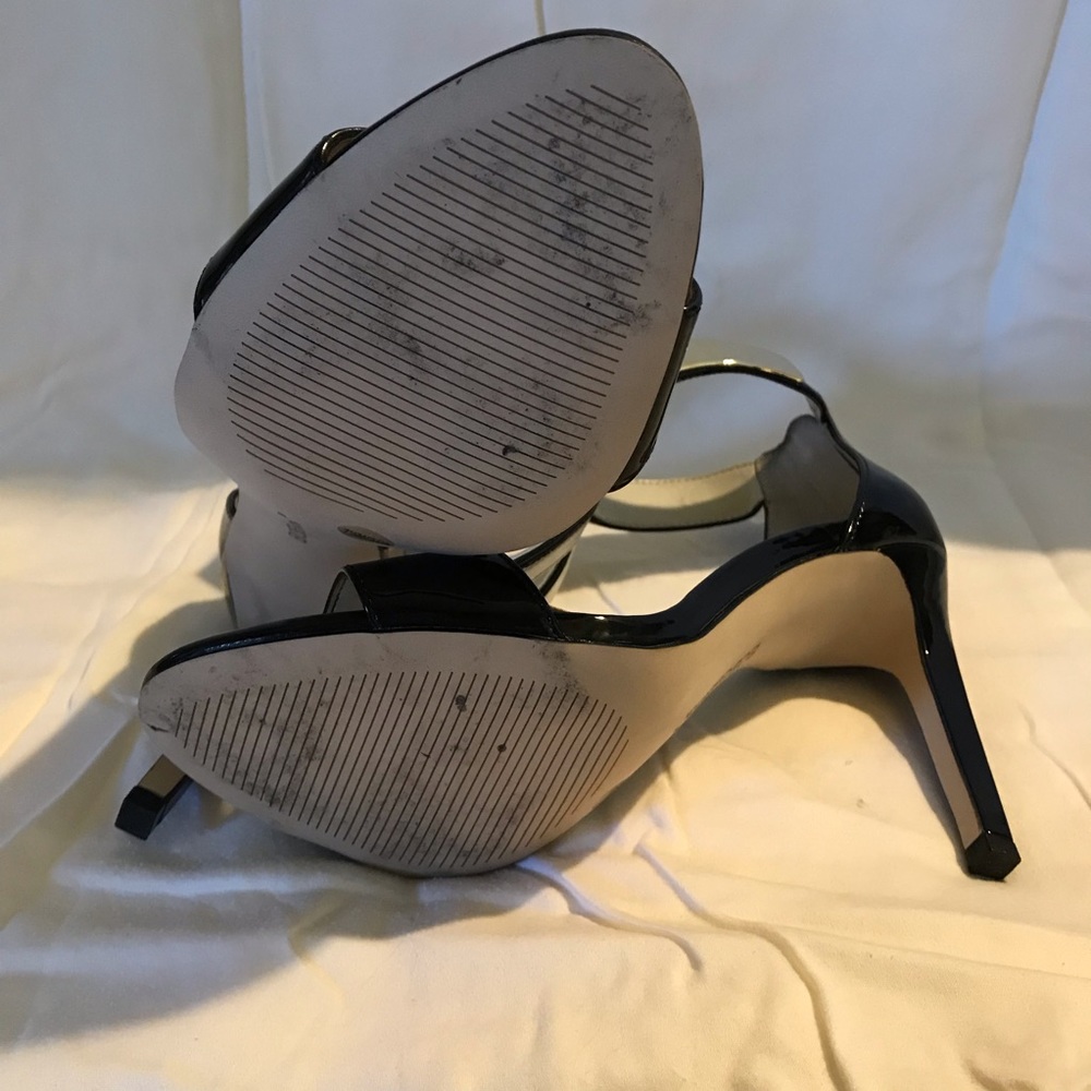 BCBG - Cypria Sandals - Picture 4 of 4